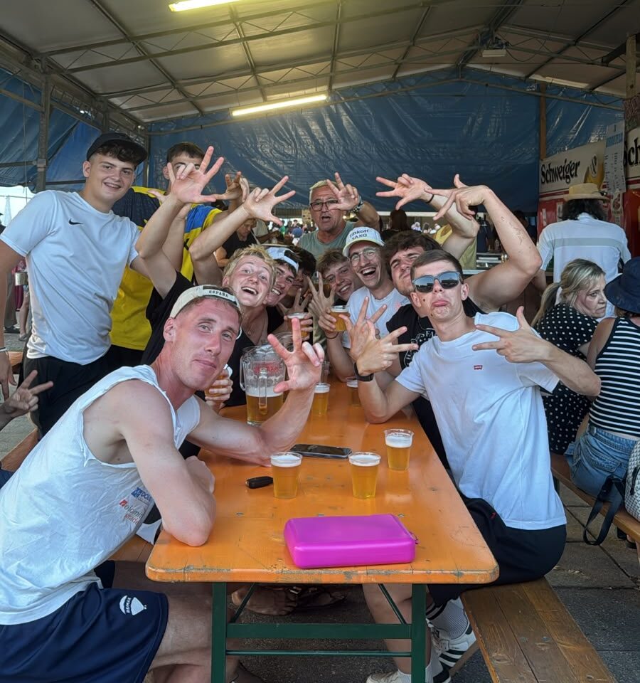 La REMAX Giovani al gran completo festeggia il terzo posto conquistato al 56° Trofeo Lino Comiotto